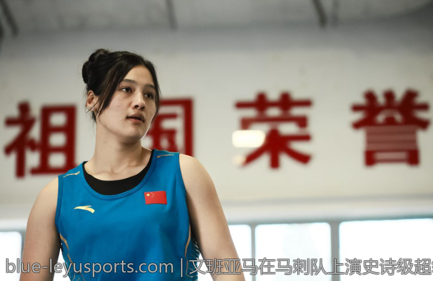 文班亚马在马刺队上演史诗级超级大三双令人震惊